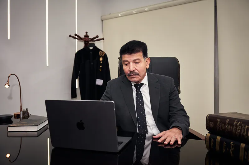سيد فرغلي أثناء العمل